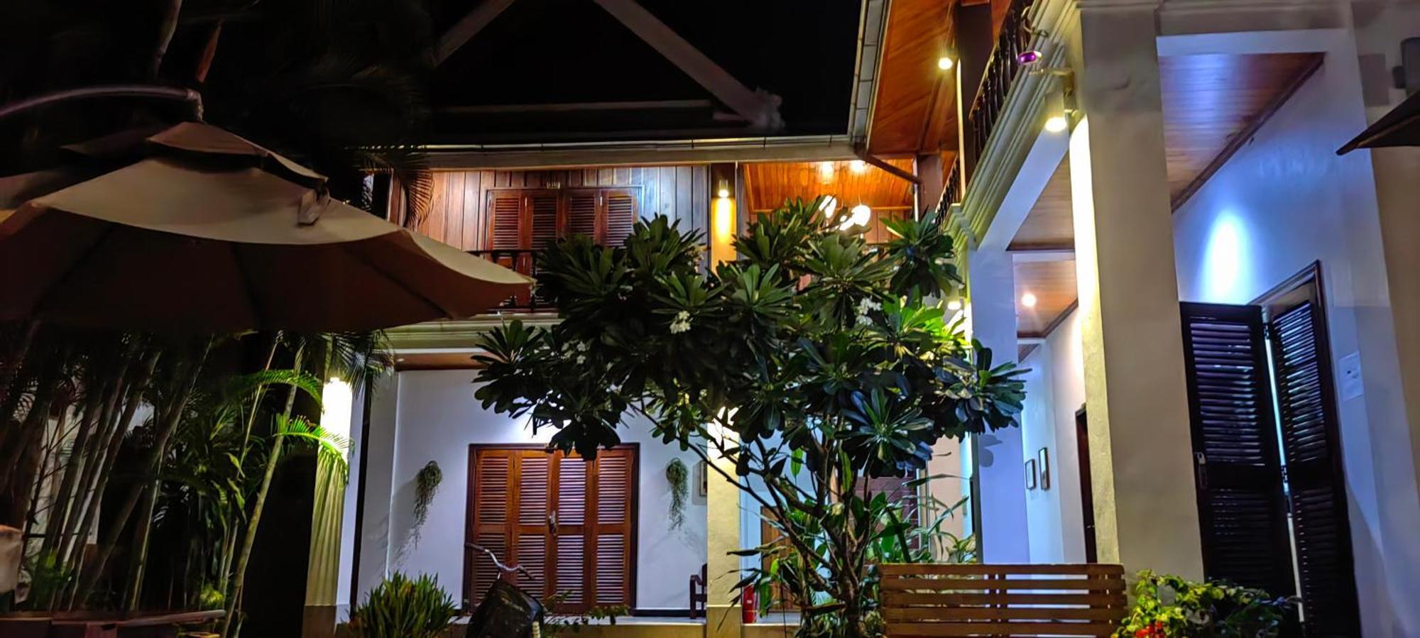 Wisdom Mystery Hotel Luang Prabang Esterno foto
