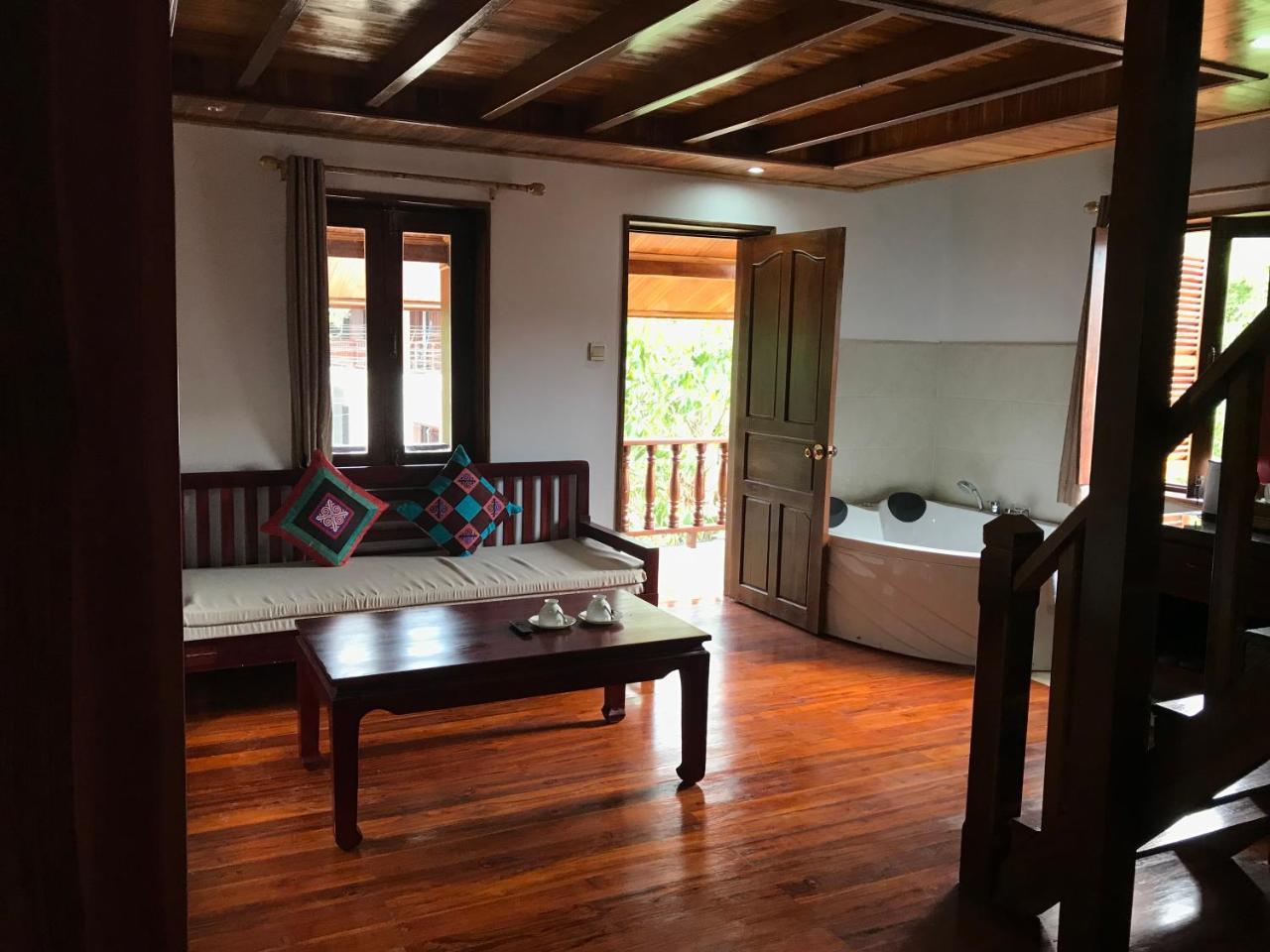 Wisdom Mystery Hotel Luang Prabang Esterno foto